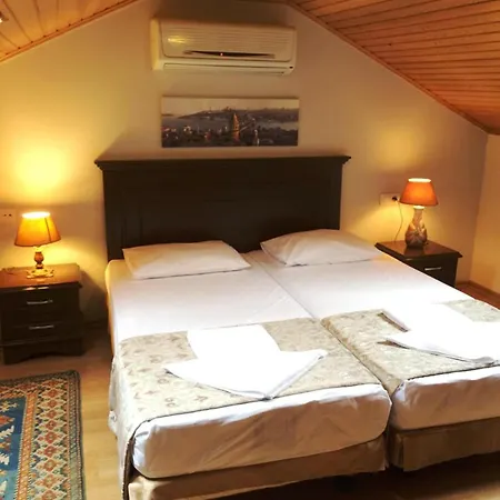 Emirhan Hotel, Sultanahmet Bed & Breakfast 4*