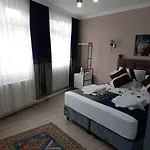 לינה וארוחת בוקר Emirhan Hotel, Sultanahmet