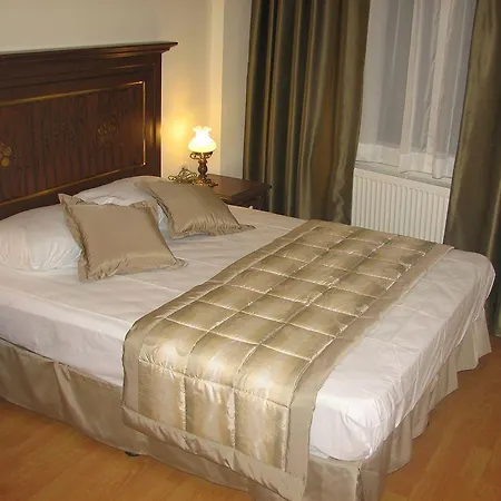 Emirhan Hotel&suites 3*
