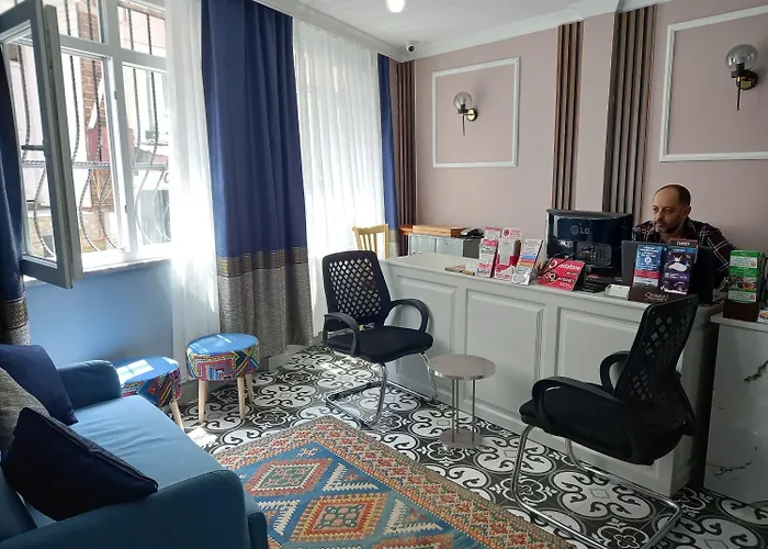 Emirhan Hotel, Sultanahmet Alojamento de Acomodação e Pequeno-almoço 4*