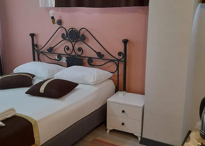 Emirhan Hotel, Sultanahmet Alojamento de Acomodação e Pequeno-almoço 4*