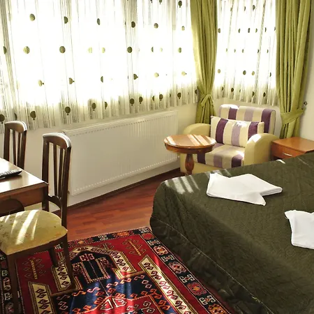 Emirhan Hotel, Sultanahmet לינה וארוחת בוקר 4*